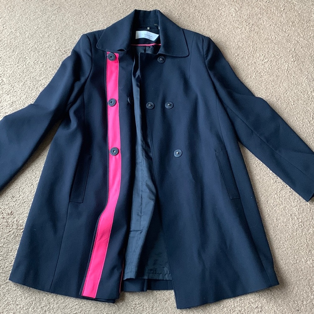 Tahari blue long coat with pink stripe Women’s sz M